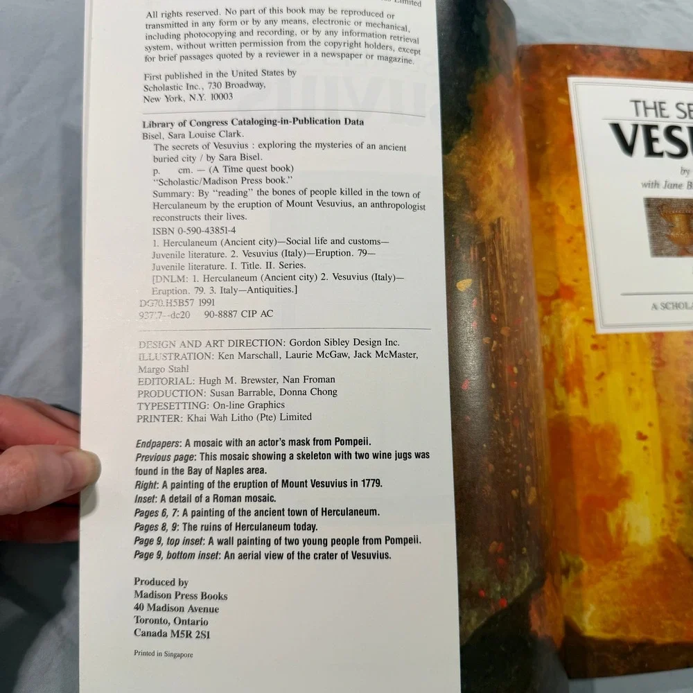 The Secrets of Vesuvius Sara C Bisel Scholastic Time Quest Book 1991 Archaeology